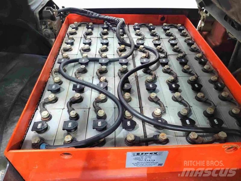 Linde E40 Elektrikli forkliftler