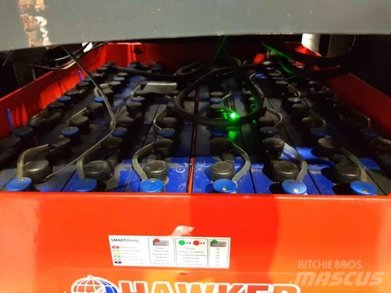 Linde K 011 Dar koridor forklifti