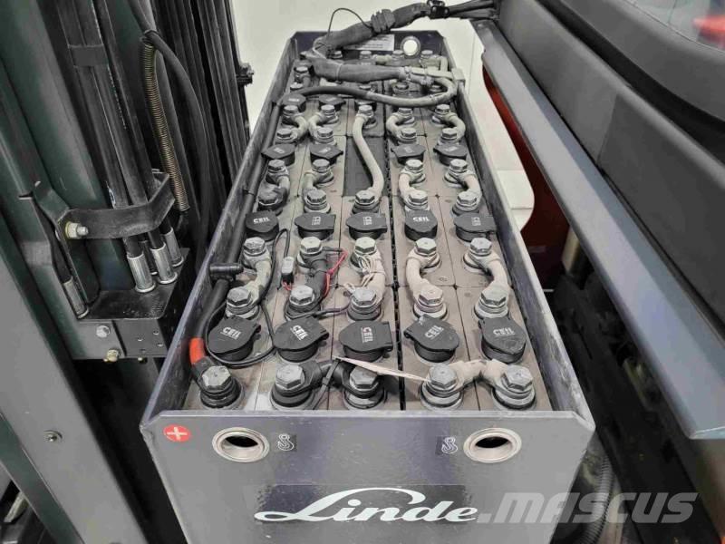 Linde R12N-01 Reach truck - depo içi istif araçları