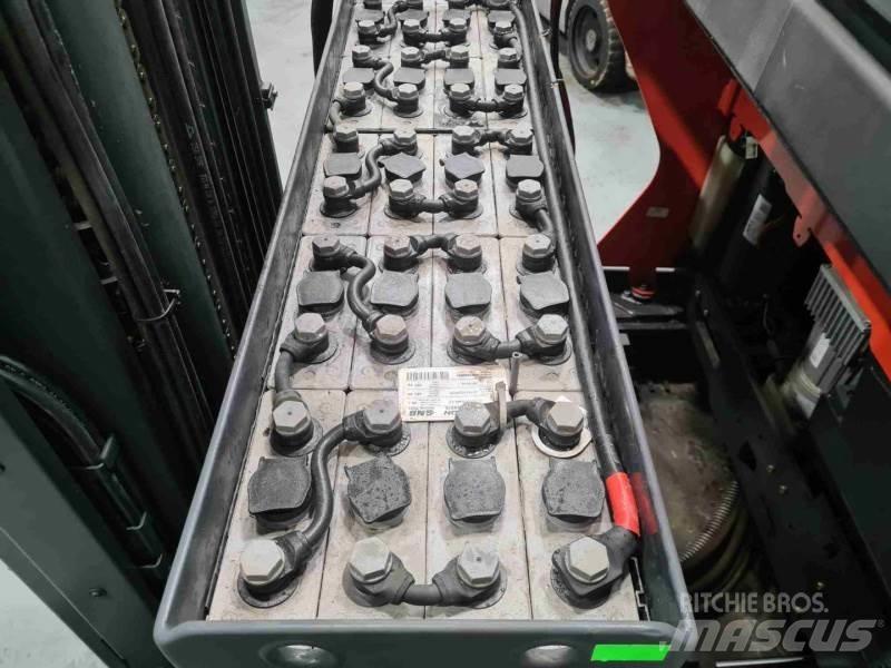 Linde R14G-01 1120 Reach truck - depo içi istif araçları