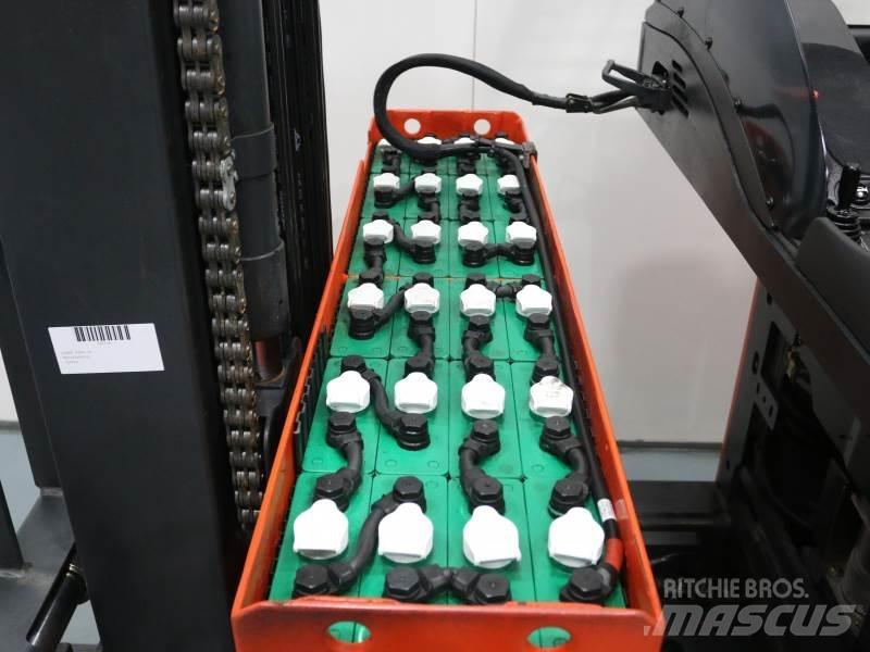Linde R14S Reach truck - depo içi istif araçları