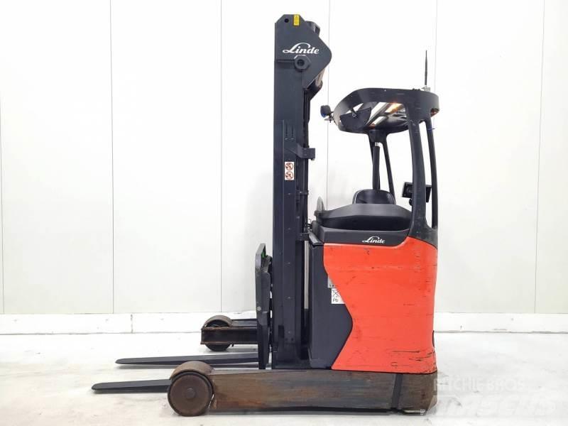 Linde R16-01 Reach truck - depo içi istif araçları