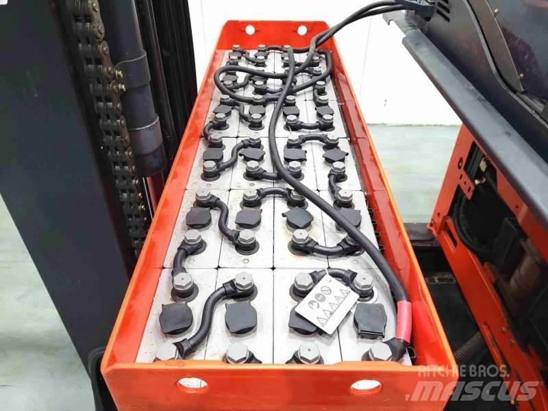 Linde R16S 115 Reach truck - depo içi istif araçları