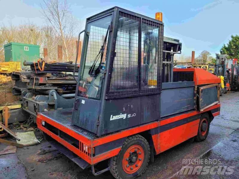 Linde S30 Sideloader - dört yönlü forkliftler