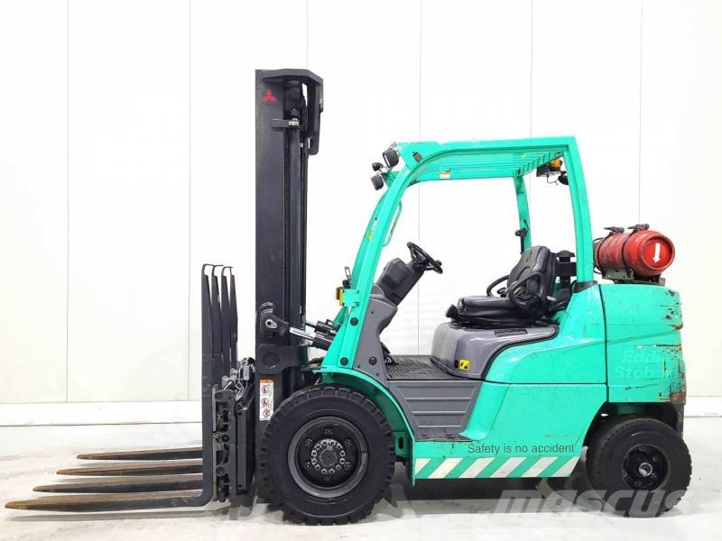 Mitsubishi FG40NT LPG'li forkliftler