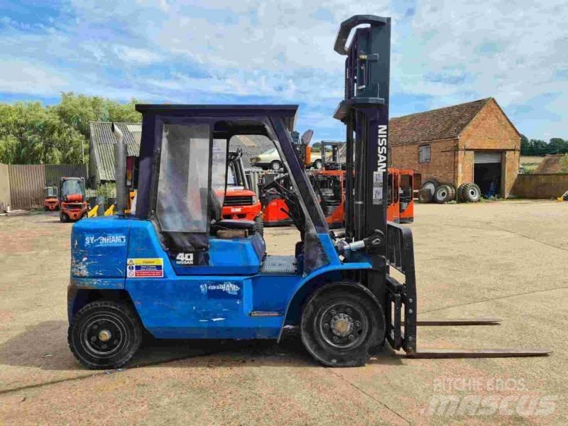Nissan FO4D40Q2 Dizel forkliftler