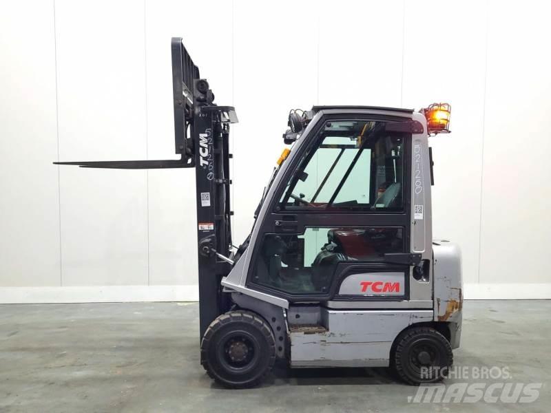 TCM Y1D1A18H Dizel forkliftler