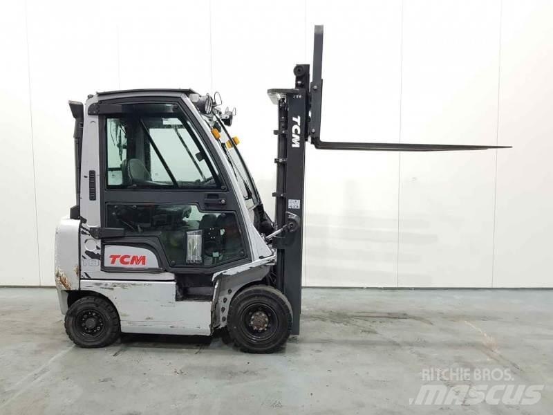 TCM Y1D1A18H Dizel forkliftler