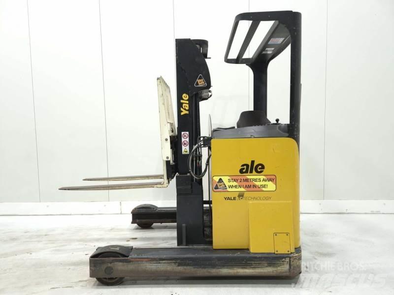 Yale MR14 Reach truck - depo içi istif araçları