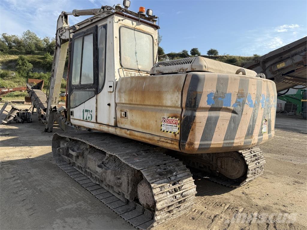 CAT 318B Paletli ekskavatörler