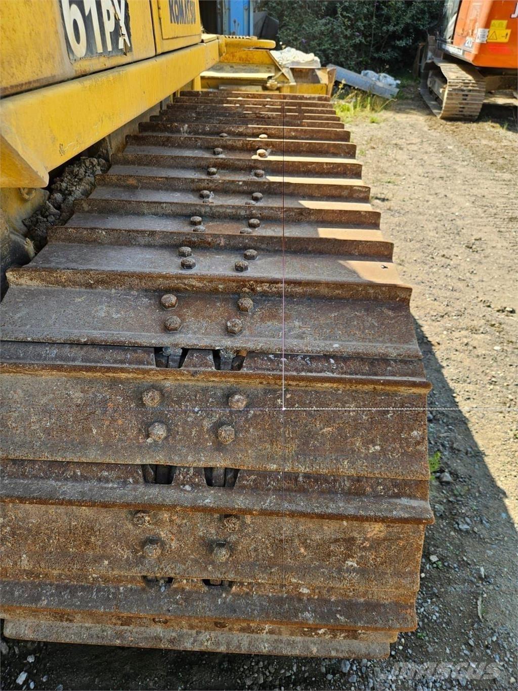 Komatsu D61PX-15 Paletli dozerler