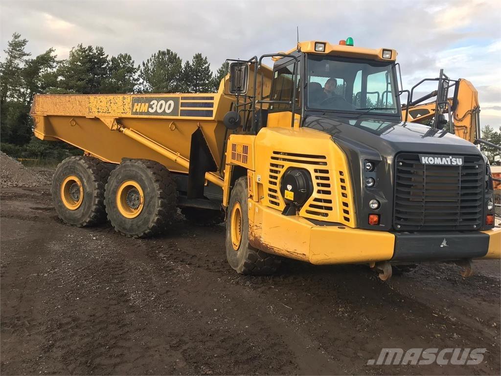 Komatsu HM300-5 Belden kirma kaya kamyonu