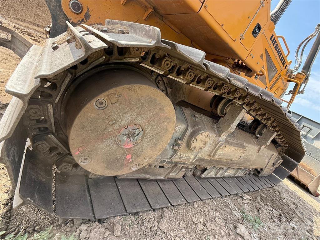 Liebherr PR 736 Paletli dozerler