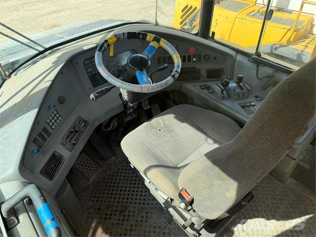 Volvo A40D Belden kirma kaya kamyonu