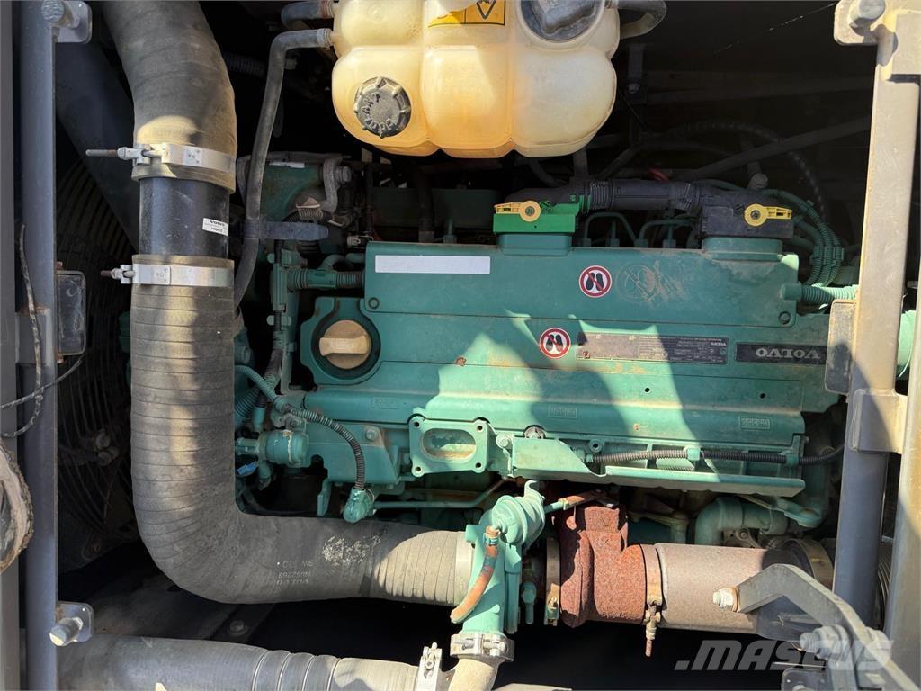 Volvo EC220EL Paletli ekskavatörler