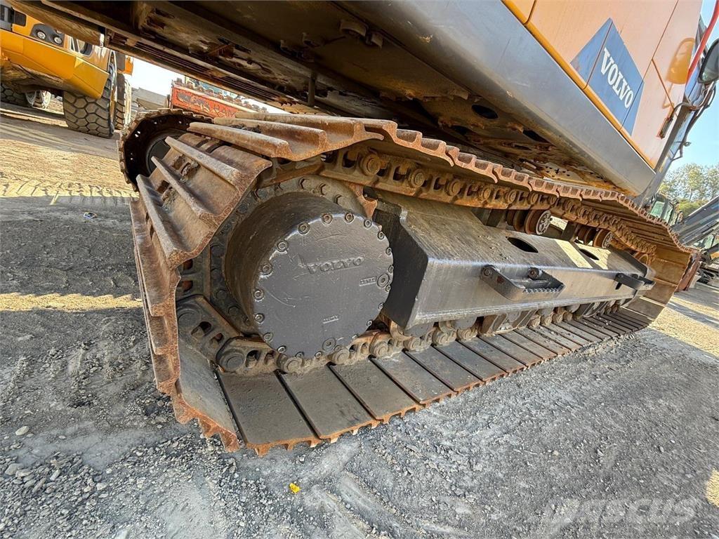 Volvo EC220EL Paletli ekskavatörler