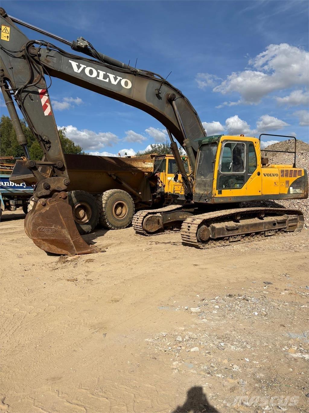 Volvo EC290BLC Paletli ekskavatörler