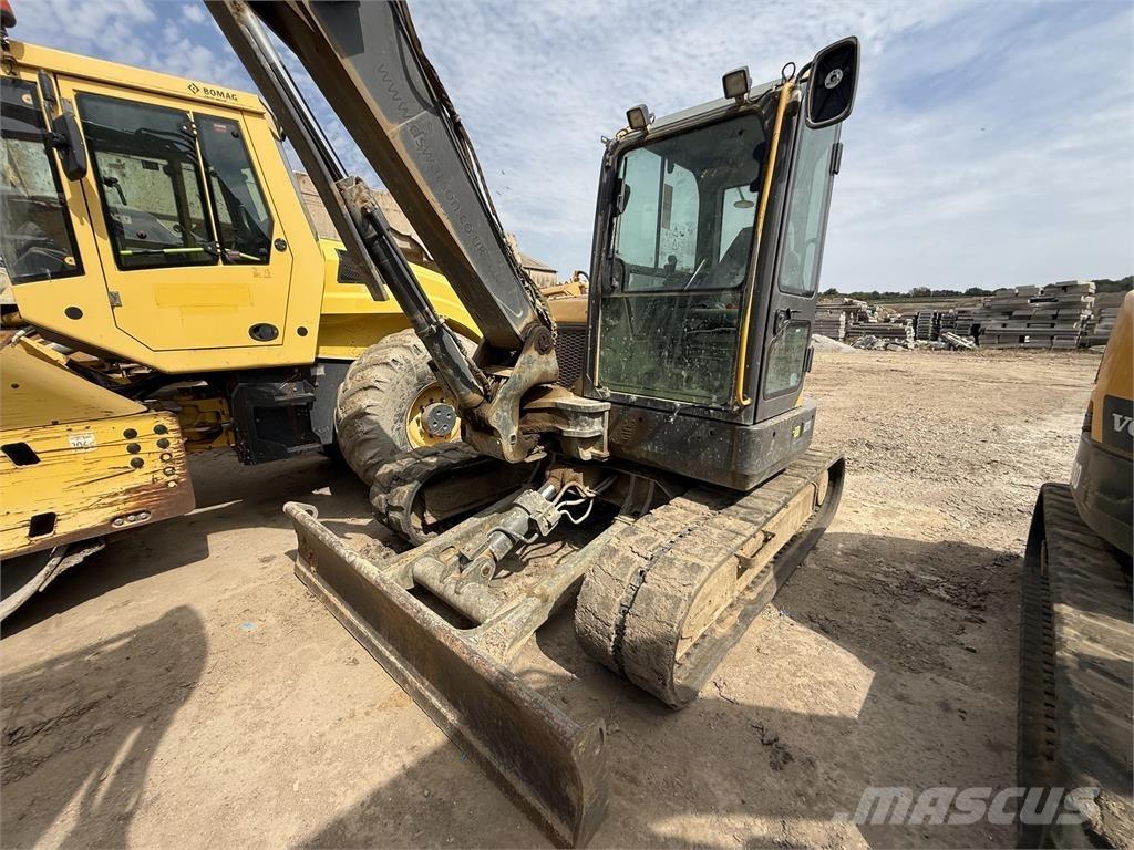 Volvo ECR88D Paletli ekskavatörler