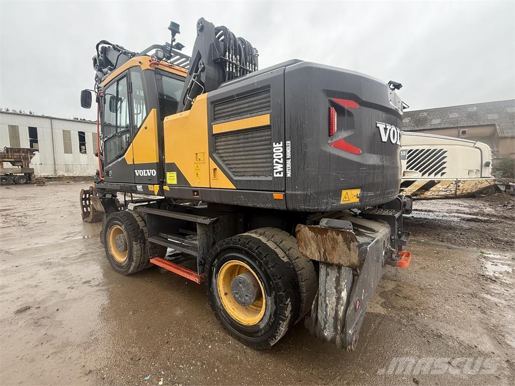Volvo EW200E Teleskopik yükleyiciler