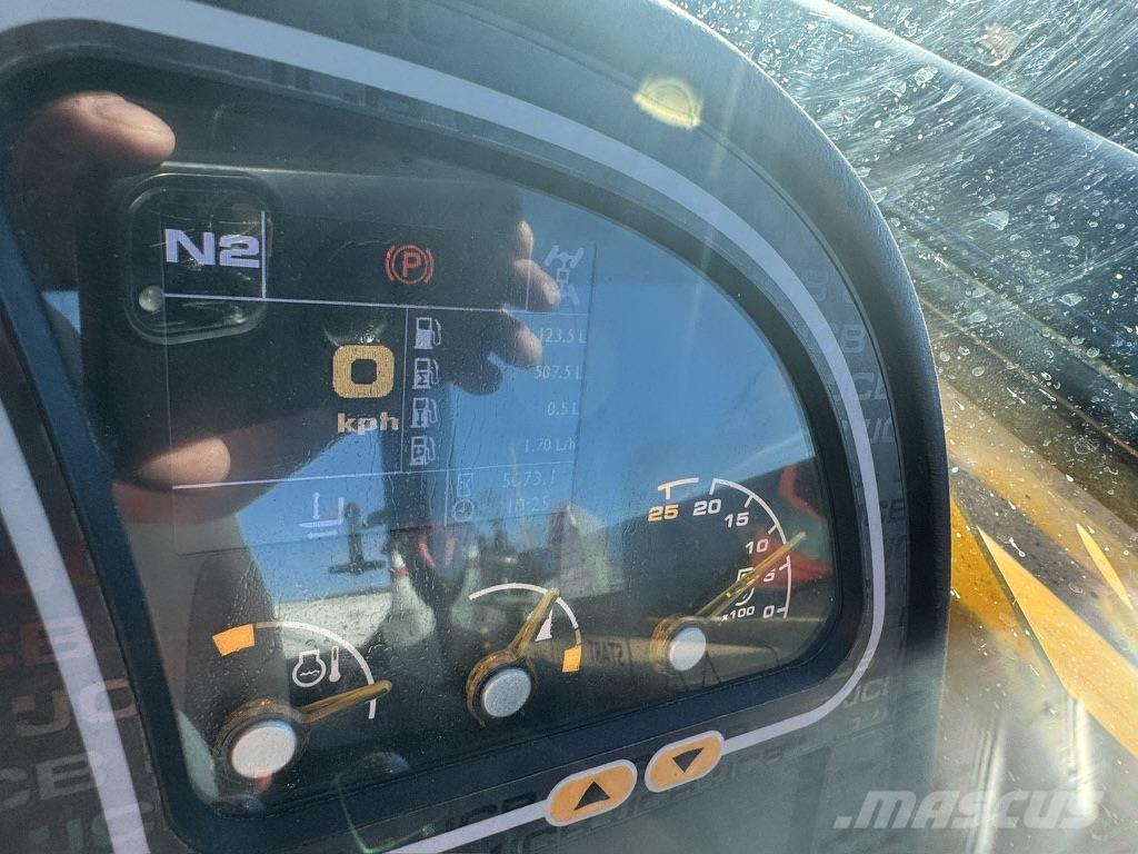 JCB  Teleskopik yükleyiciler