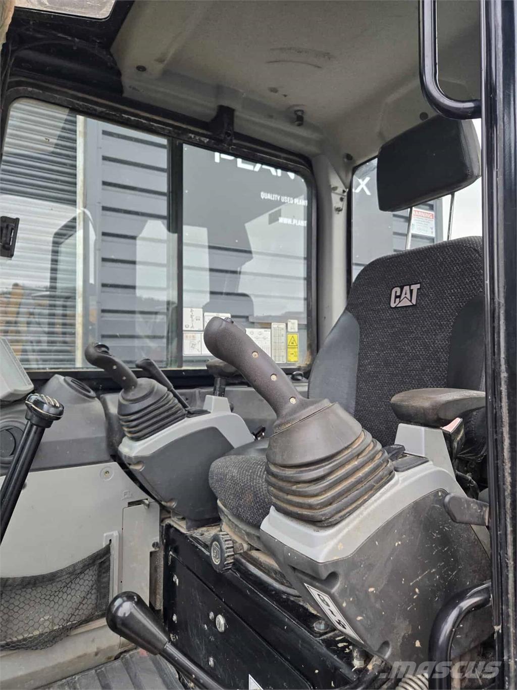 CAT 305E2 Midi ekskavatörler 7 - 12 t