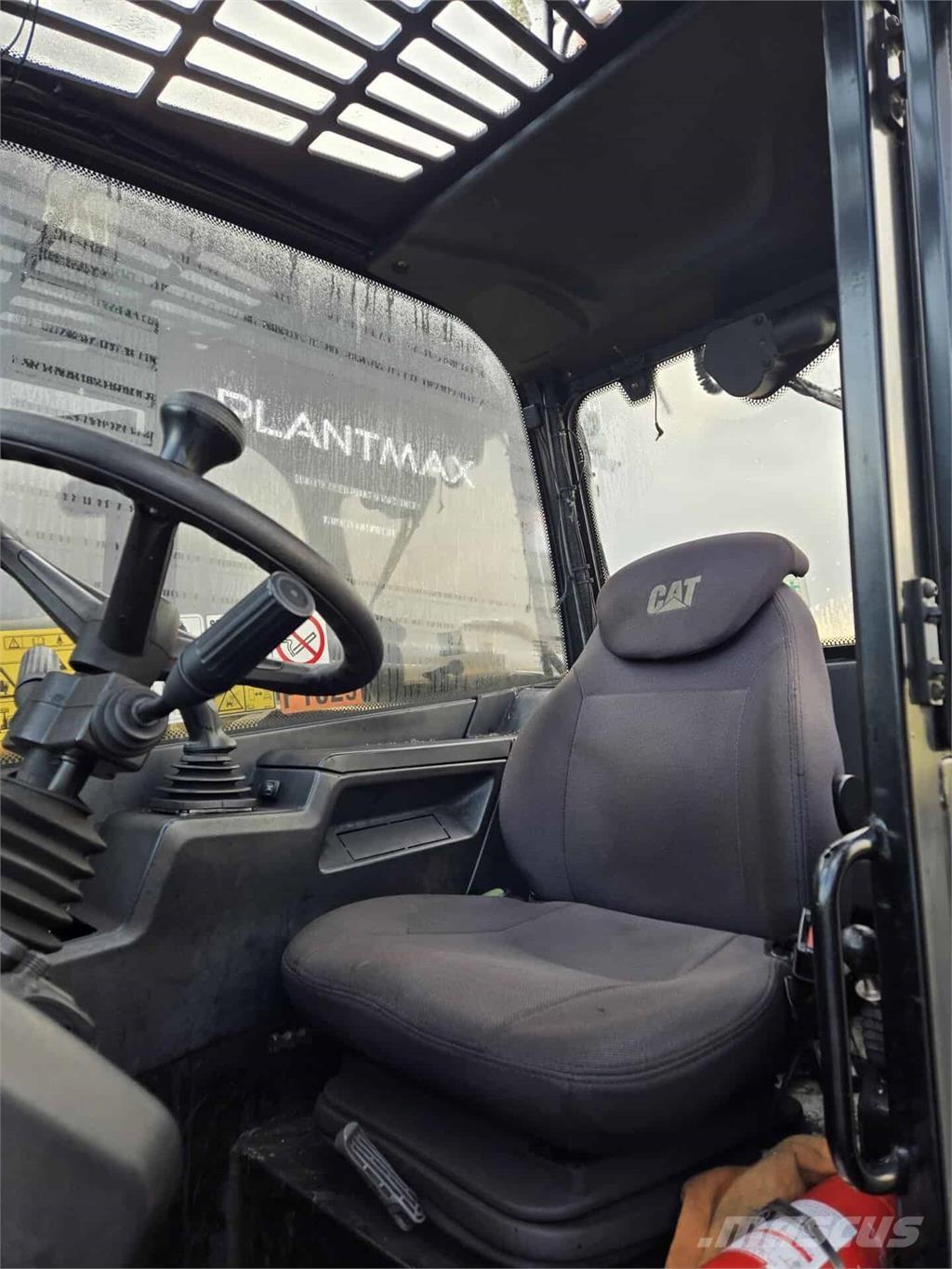 CAT TH417 Teleskopik yükleyiciler