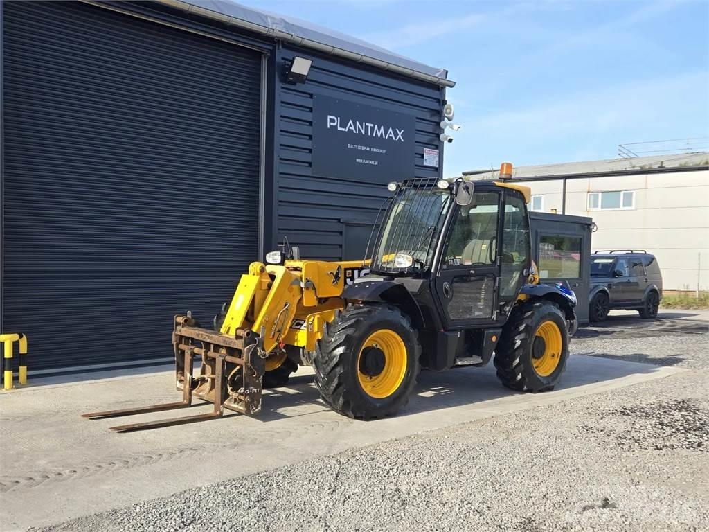 JCB -- Teleskopik yükleyiciler