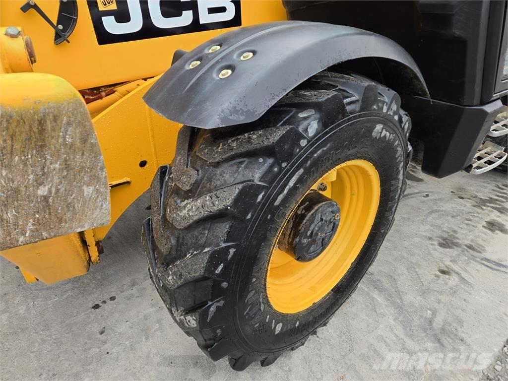 JCB 535-140 Teleskopik yükleyiciler