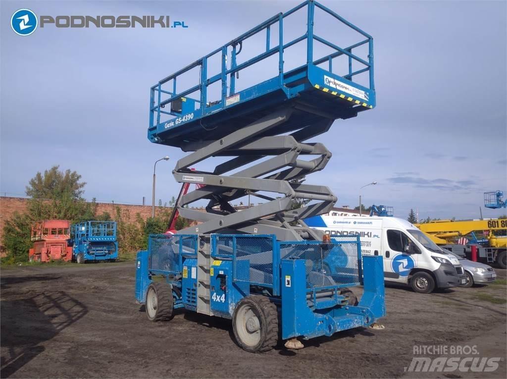 Genie 4390 Makasli platformlar