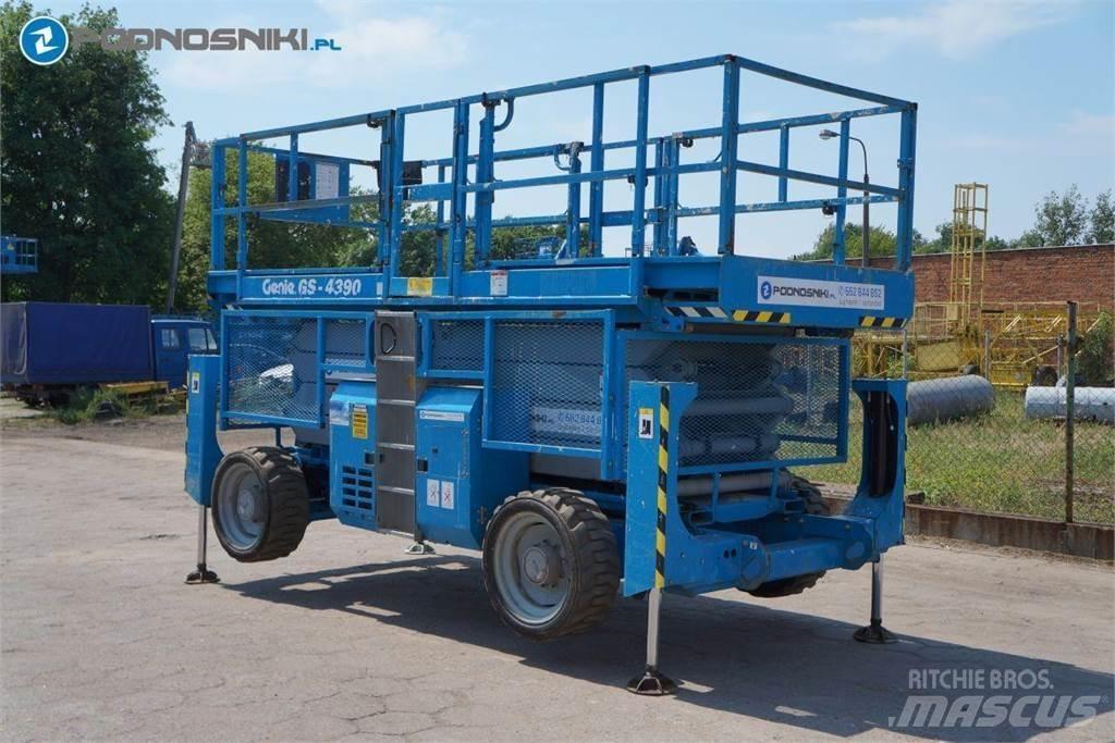 Genie 4390 RT Makasli platformlar