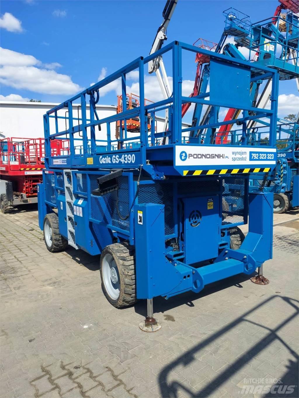 Genie GS-4390 RT Makasli platformlar