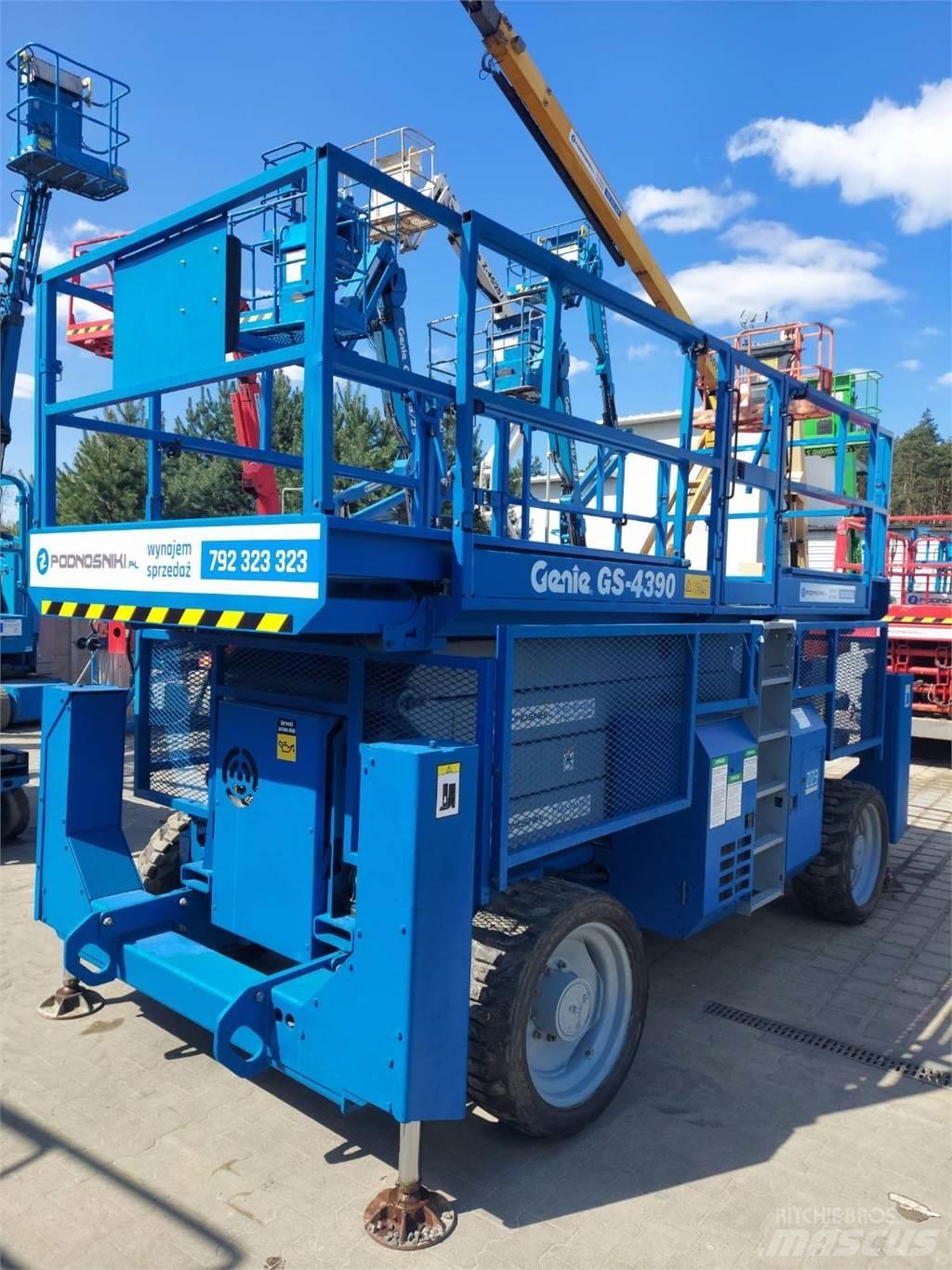 Genie GS-4390 RT Makasli platformlar
