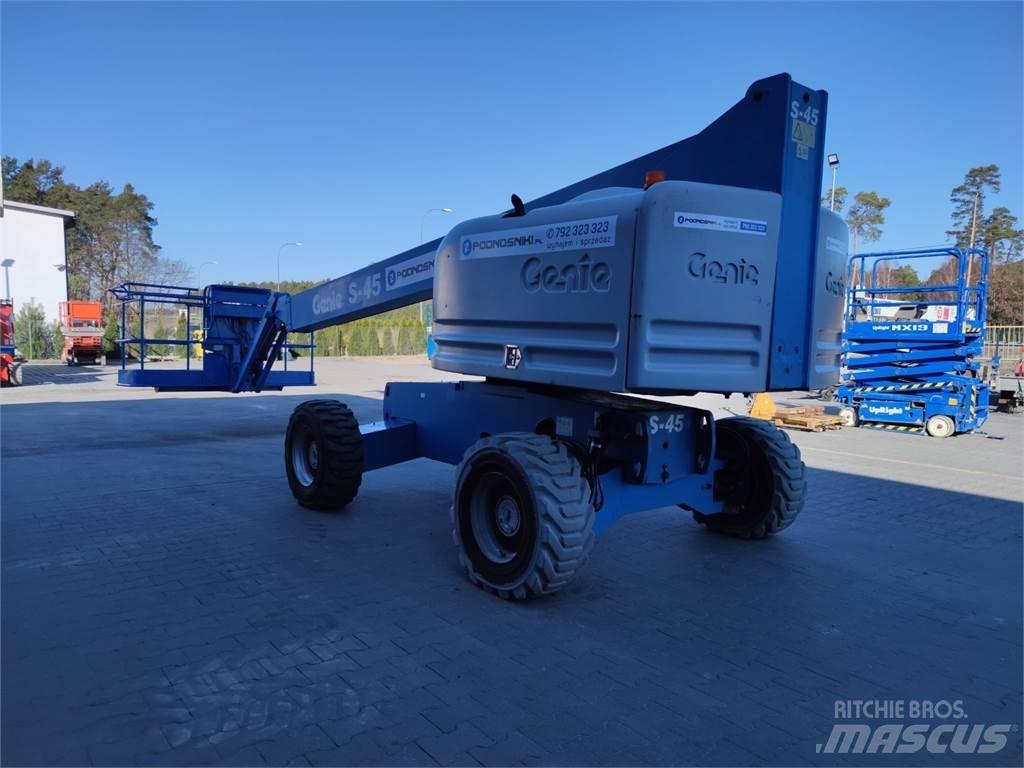 Genie S-45 Teleskopik personel platformları