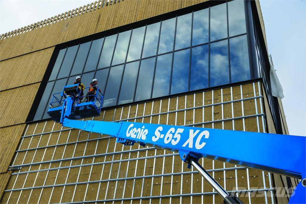 Genie S-65 XC Teleskopik personel platformları