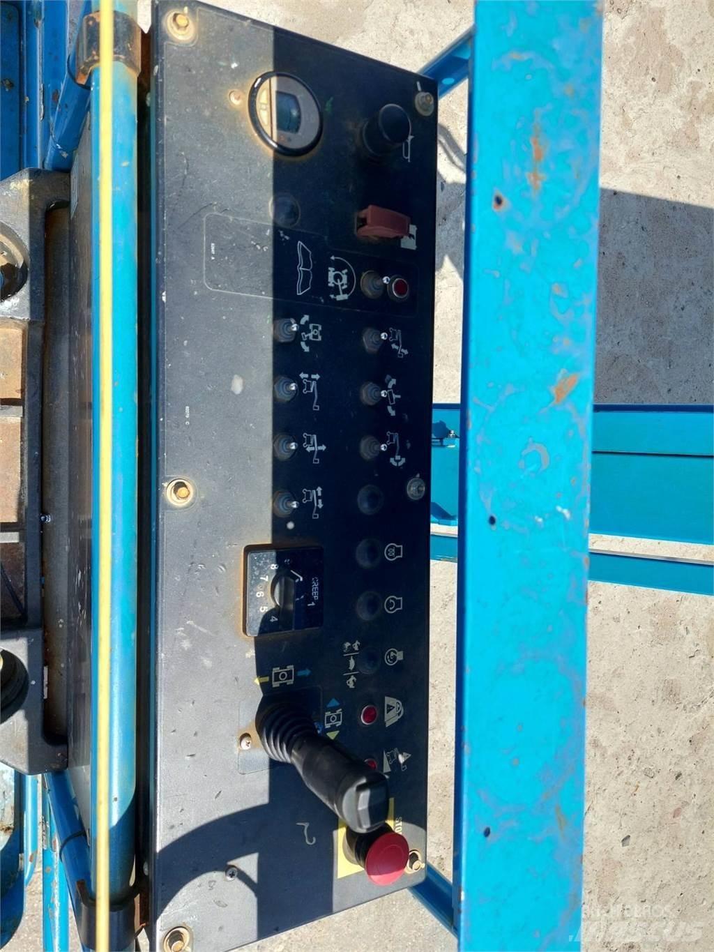 Genie Z-45/25J DC Körüklü personel platformları