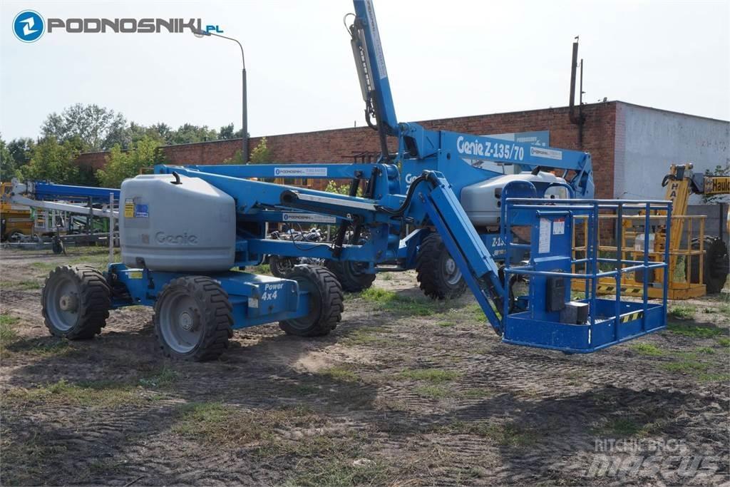 Genie Z45/25J Körüklü personel platformları
