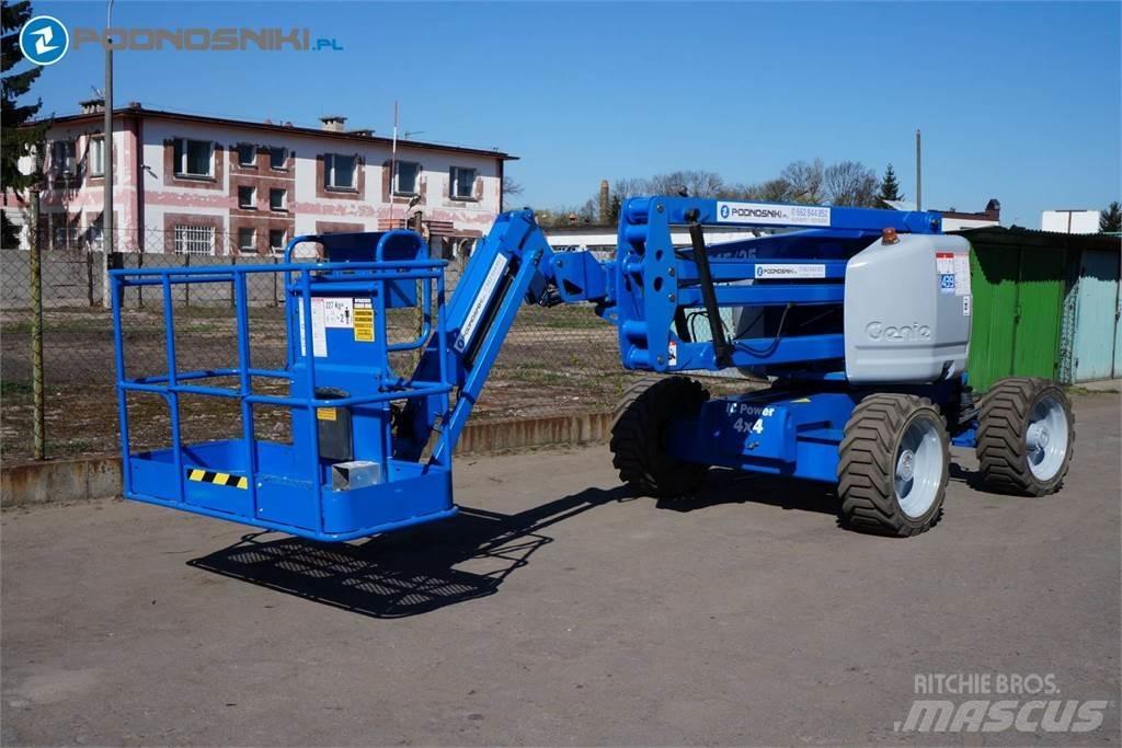 Genie Z45/25J Körüklü personel platformları