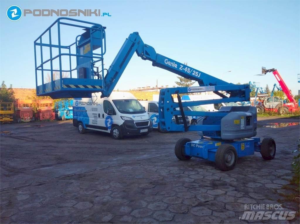 Genie Z45/25J DC Körüklü personel platformları