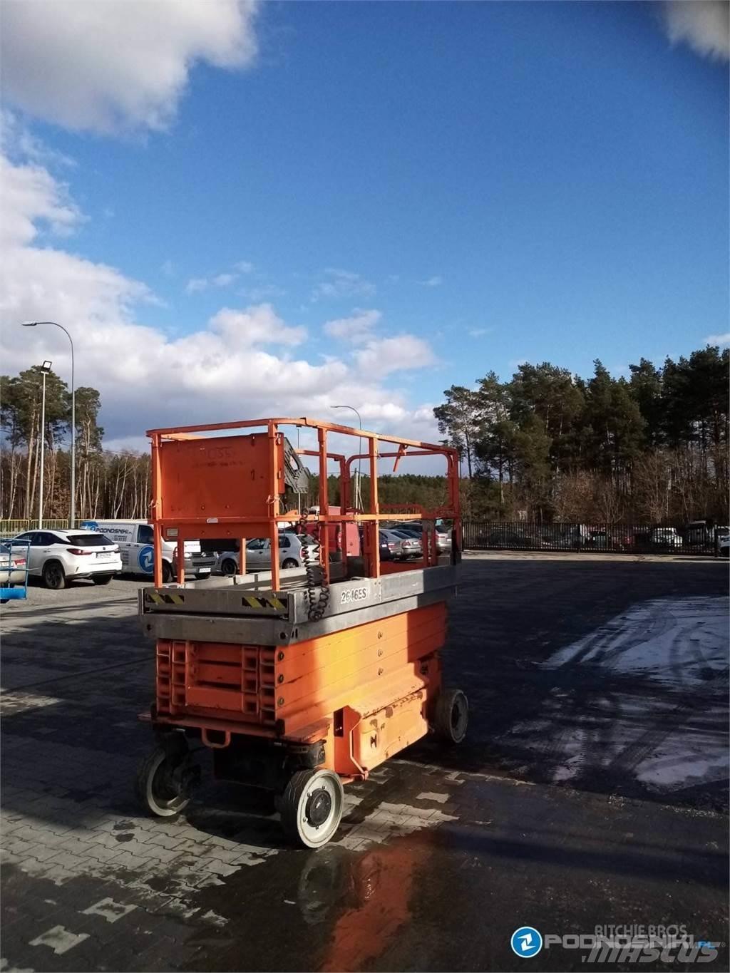 JLG 2646ES Makasli platformlar