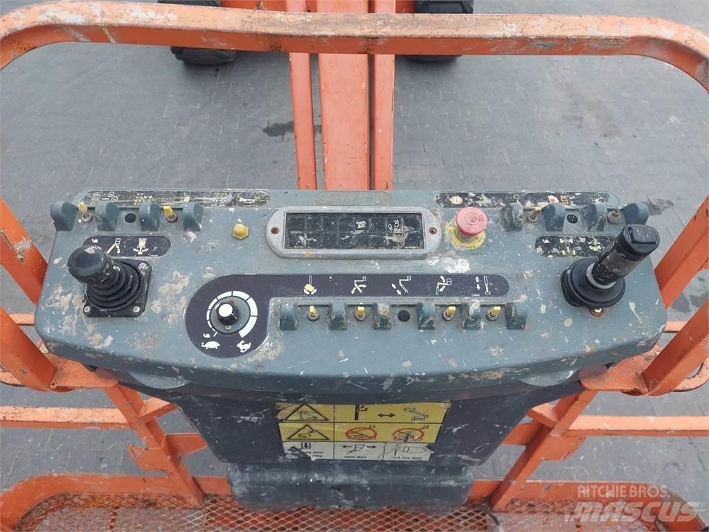 JLG 450AJ Körüklü personel platformları