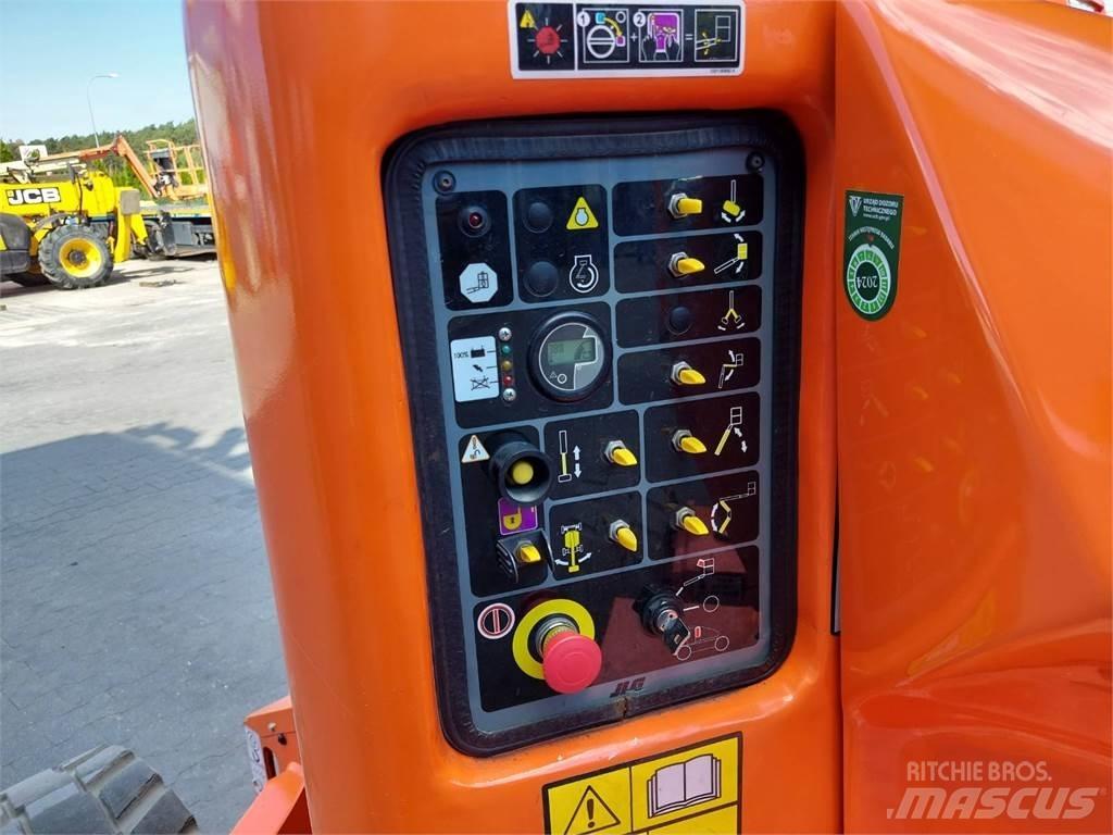 JLG E450AJ Körüklü personel platformları