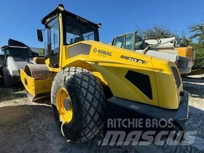 Bomag BW212D-5 Diger