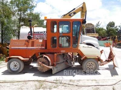 Broce RJT350 Cadde süpürücüler