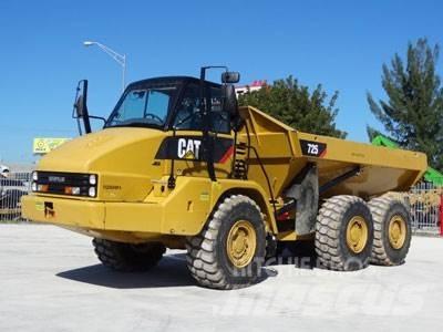 CAT 725 Belden kirma kaya kamyonu