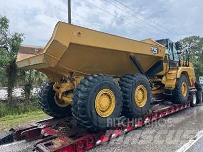 CAT 725 04A Belden kirma kaya kamyonu