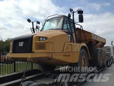 CAT 725C Belden kirma kaya kamyonu