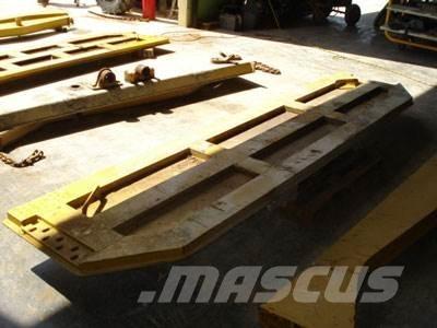 CAT 740 Tailgate Diger parçalar