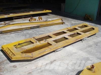 CAT 740 Tailgate Diger parçalar