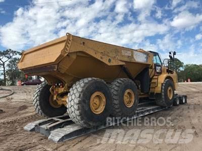 CAT 745C Belden kirma kaya kamyonu