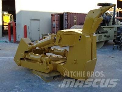 CAT D8T/R/N Ripper, S/S Diger parçalar